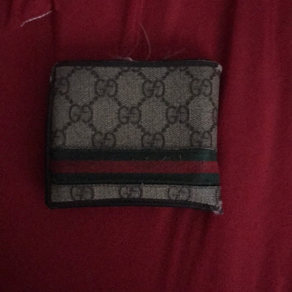 Men’s Gucci wallet